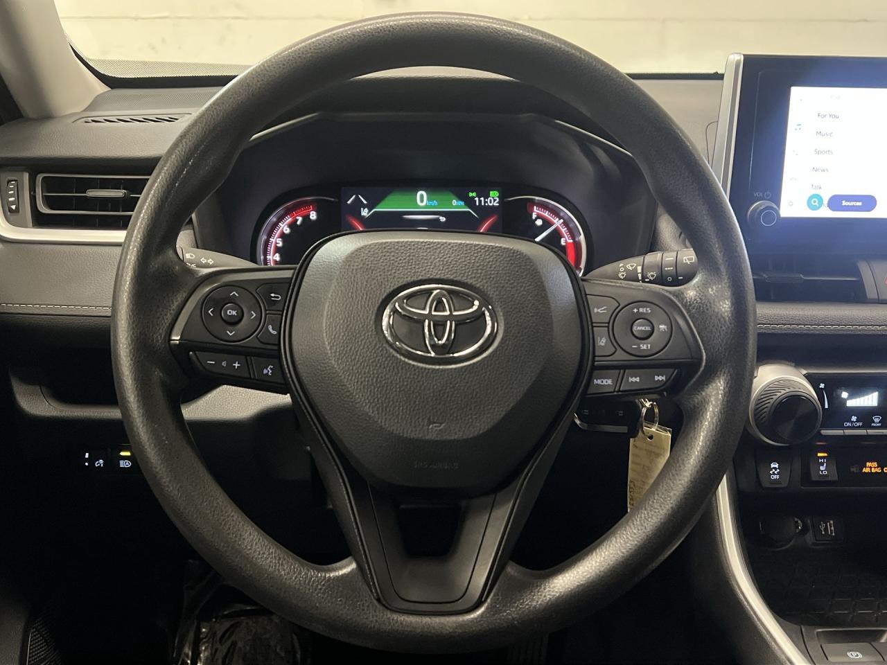 2023 Toyota RAV4 AWD | HEATED SEATS | CARPLAY | BLIND SPOT | A/C Photo