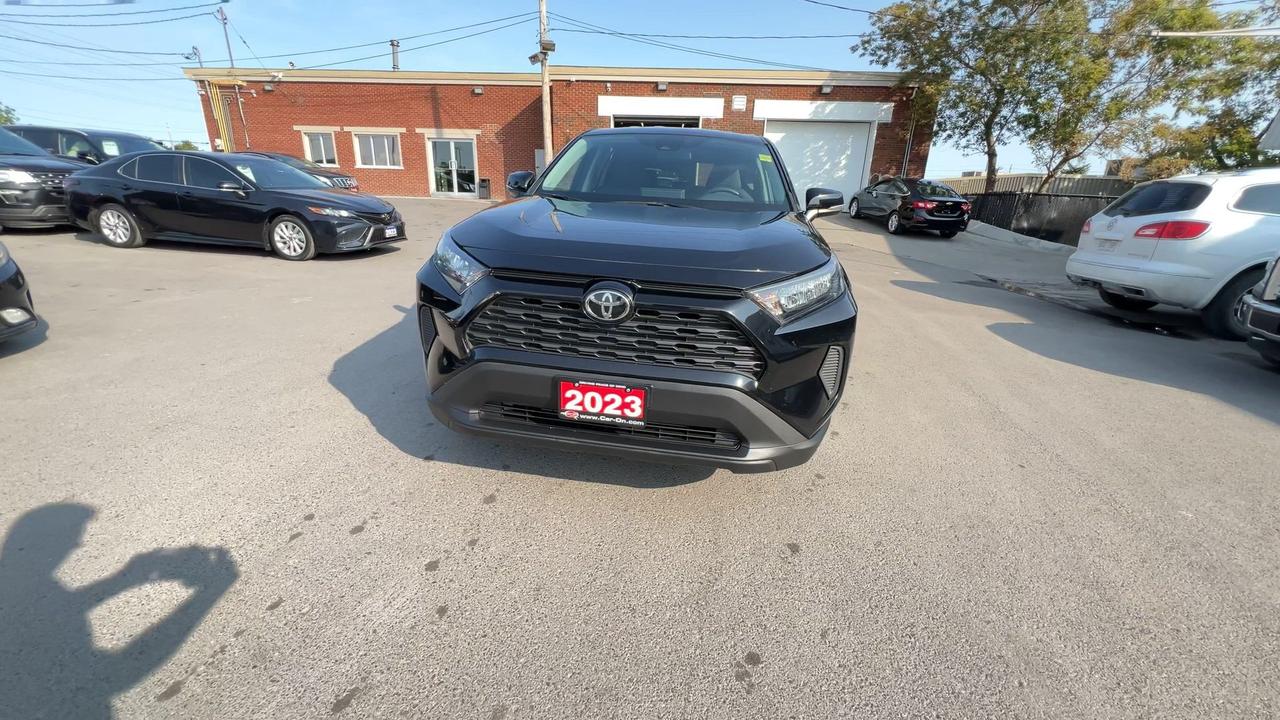 2023 Toyota RAV4 AWD | HEATED SEATS | CARPLAY | BLIND SPOT | A/C Photo2