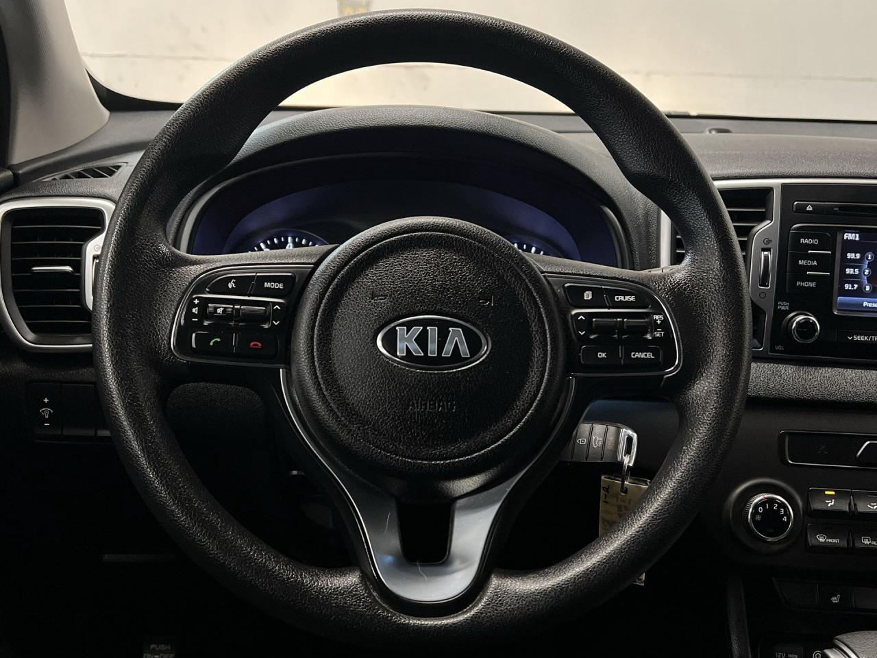 2017 Kia Sportage AWD | ONLY 68,000KMS | HEATED SEATS | AllOYS Photo