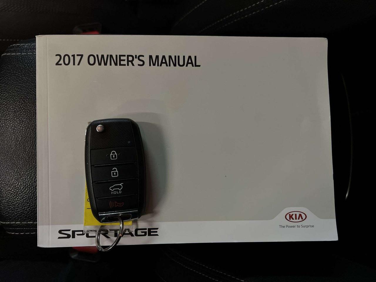 2017 Kia Sportage AWD | ONLY 68,000KMS | HEATED SEATS | AllOYS Photo