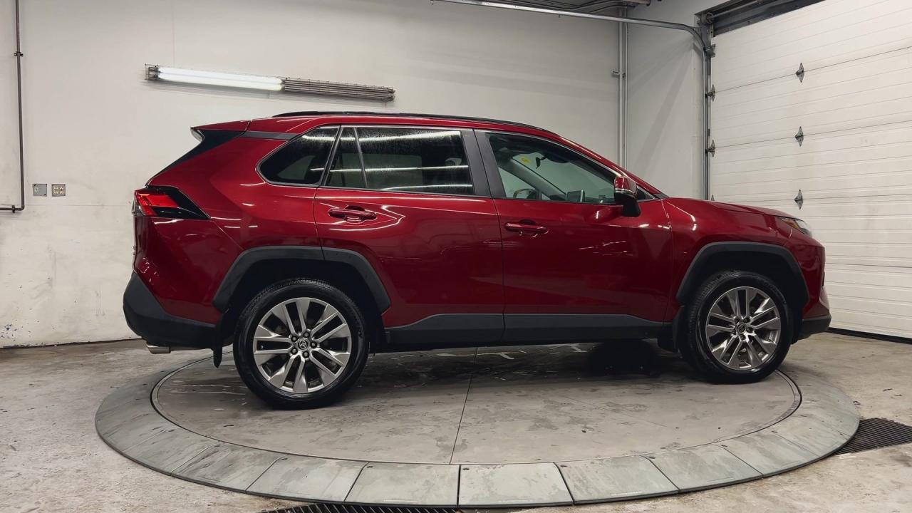 2022 Toyota RAV4 XLE PREMIUM AWD |HTD LEATHER |SUNROOF |19IN ALLOYS Photo