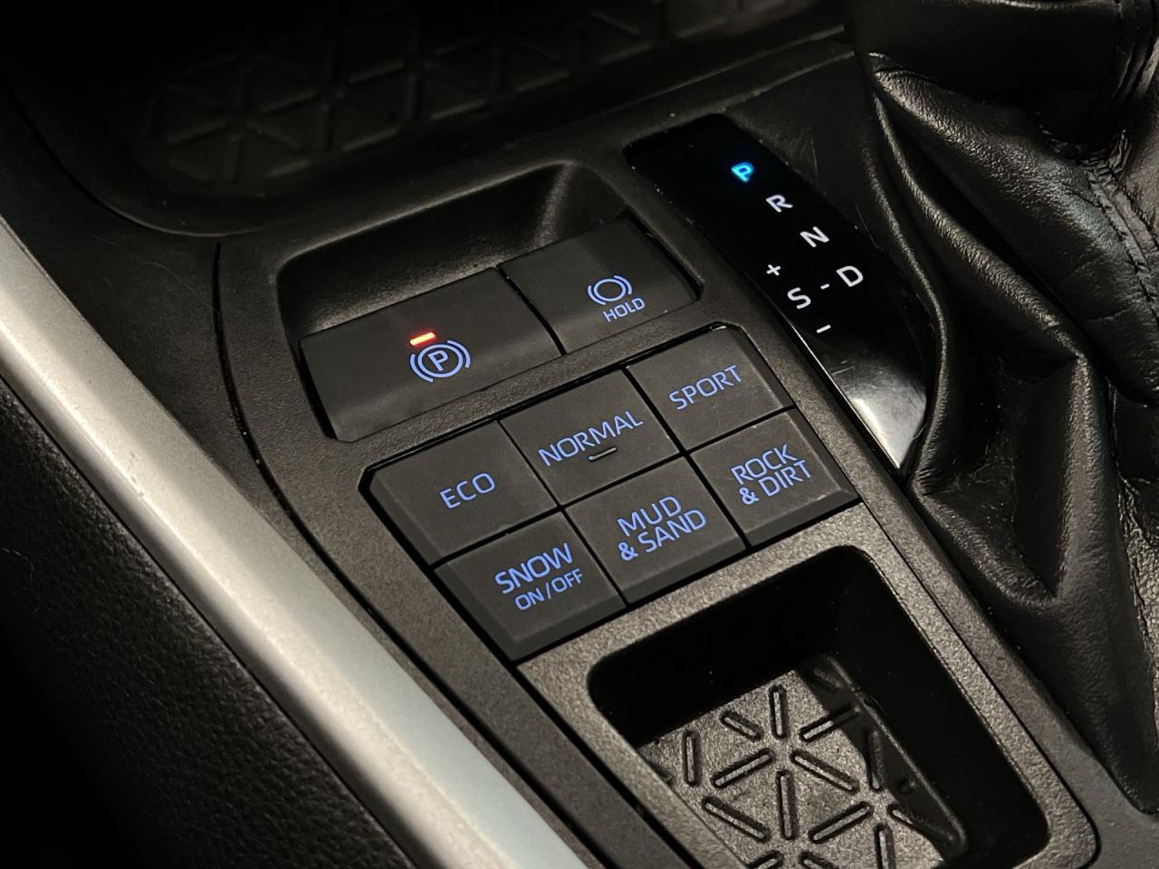 2022 Toyota RAV4 XLE PREMIUM AWD |HTD LEATHER |SUNROOF |19IN ALLOYS Photo