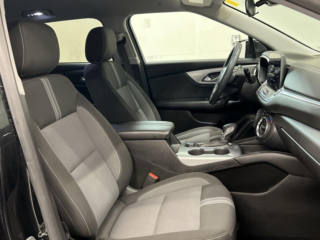 2023 Chevrolet Blazer AWD | 228HP TURBO | HTD SEATS |WIRELESS CARPLAY Photo