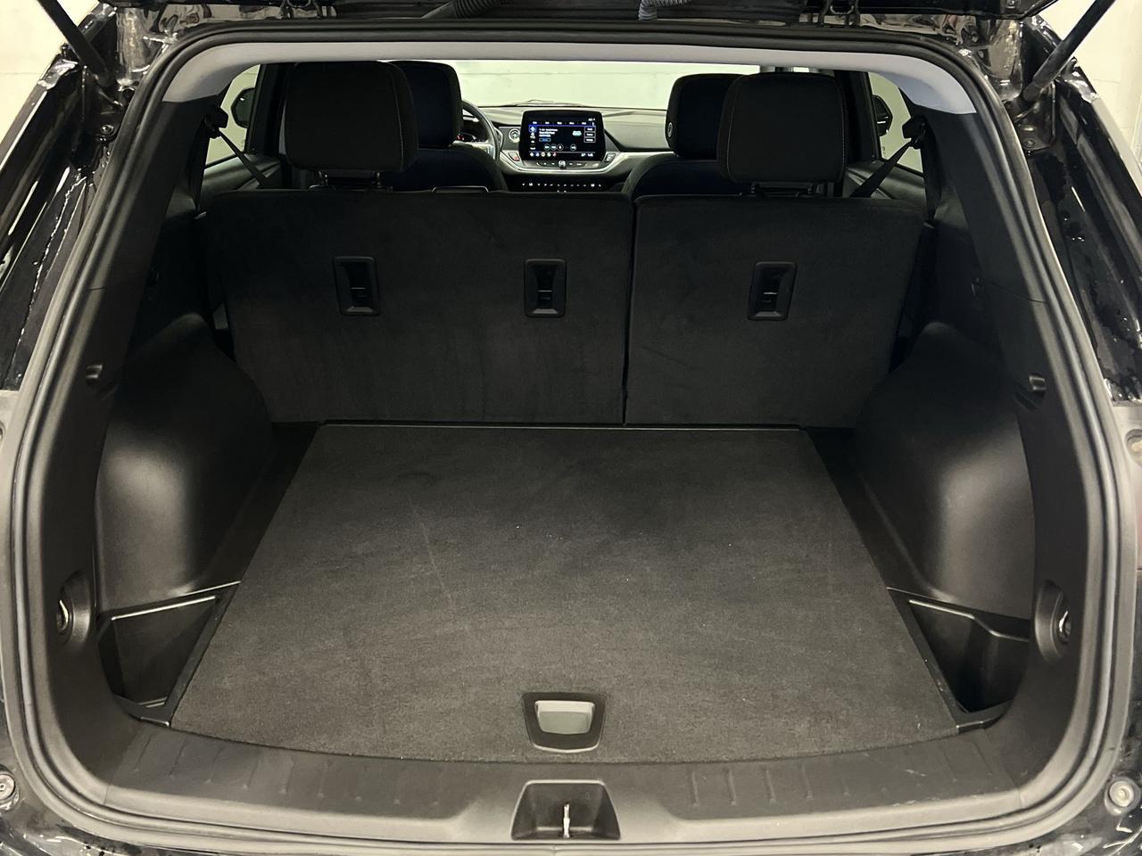 2023 Chevrolet Blazer AWD | 228HP TURBO | HTD SEATS |WIRELESS CARPLAY Photo