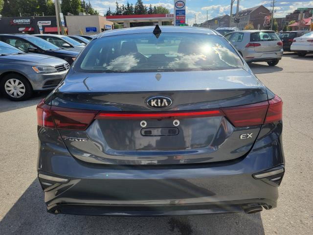 2019 Kia Forte EX Photo4