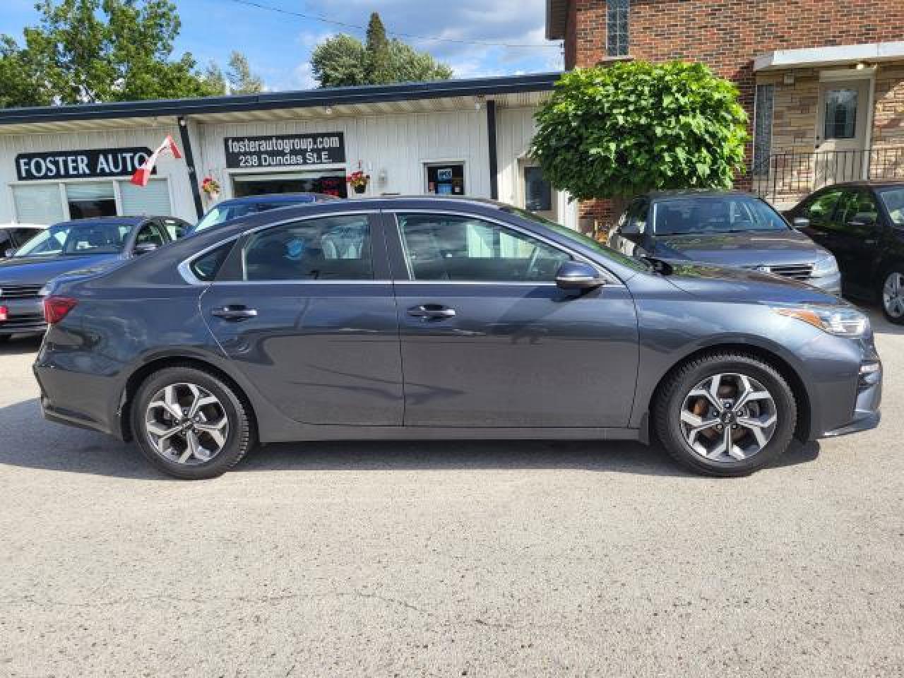 2019 Kia Forte EX Photo2