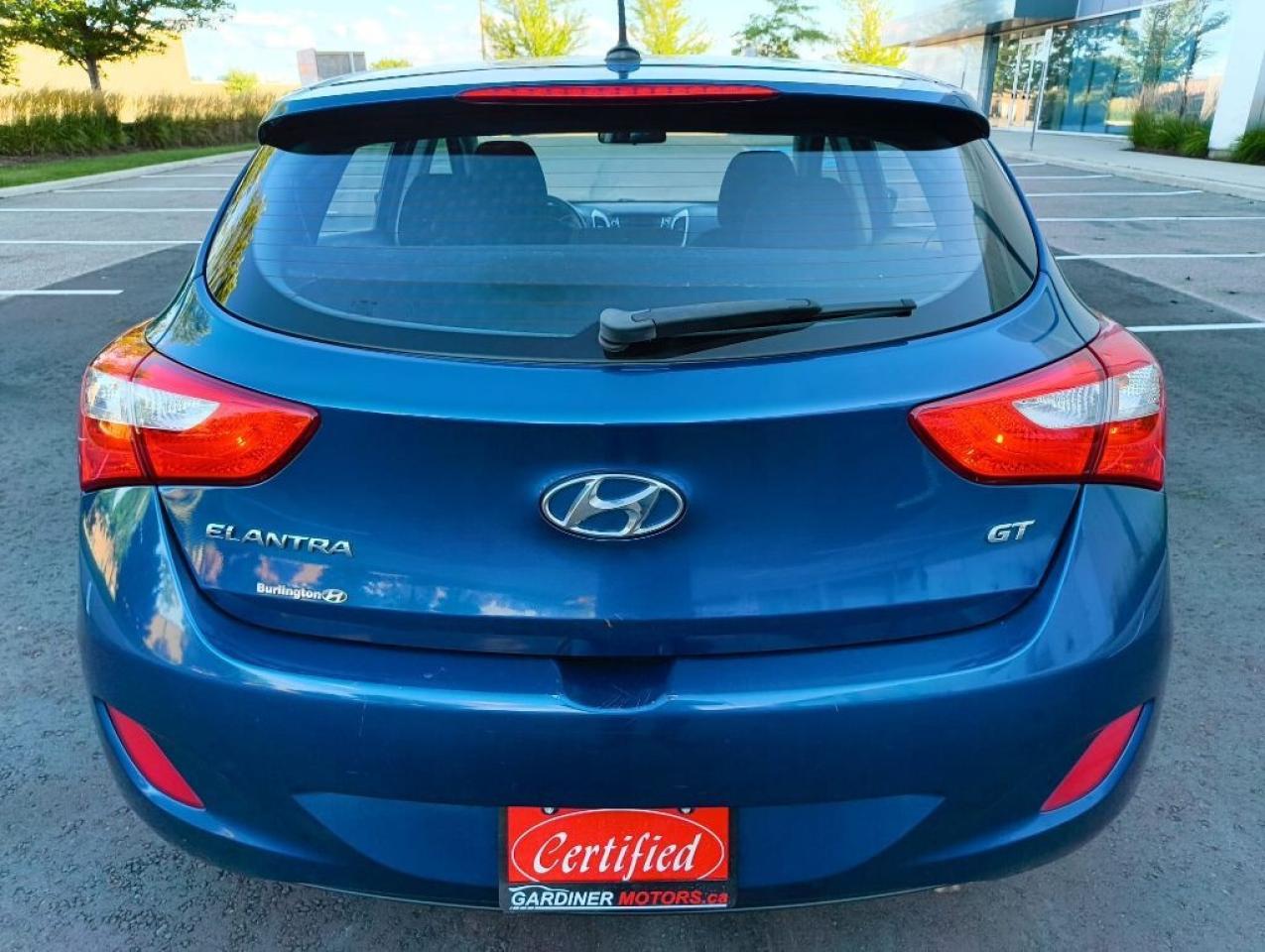 2016 Hyundai Elantra GT 5dr Hatchback Automatic GL Photo3