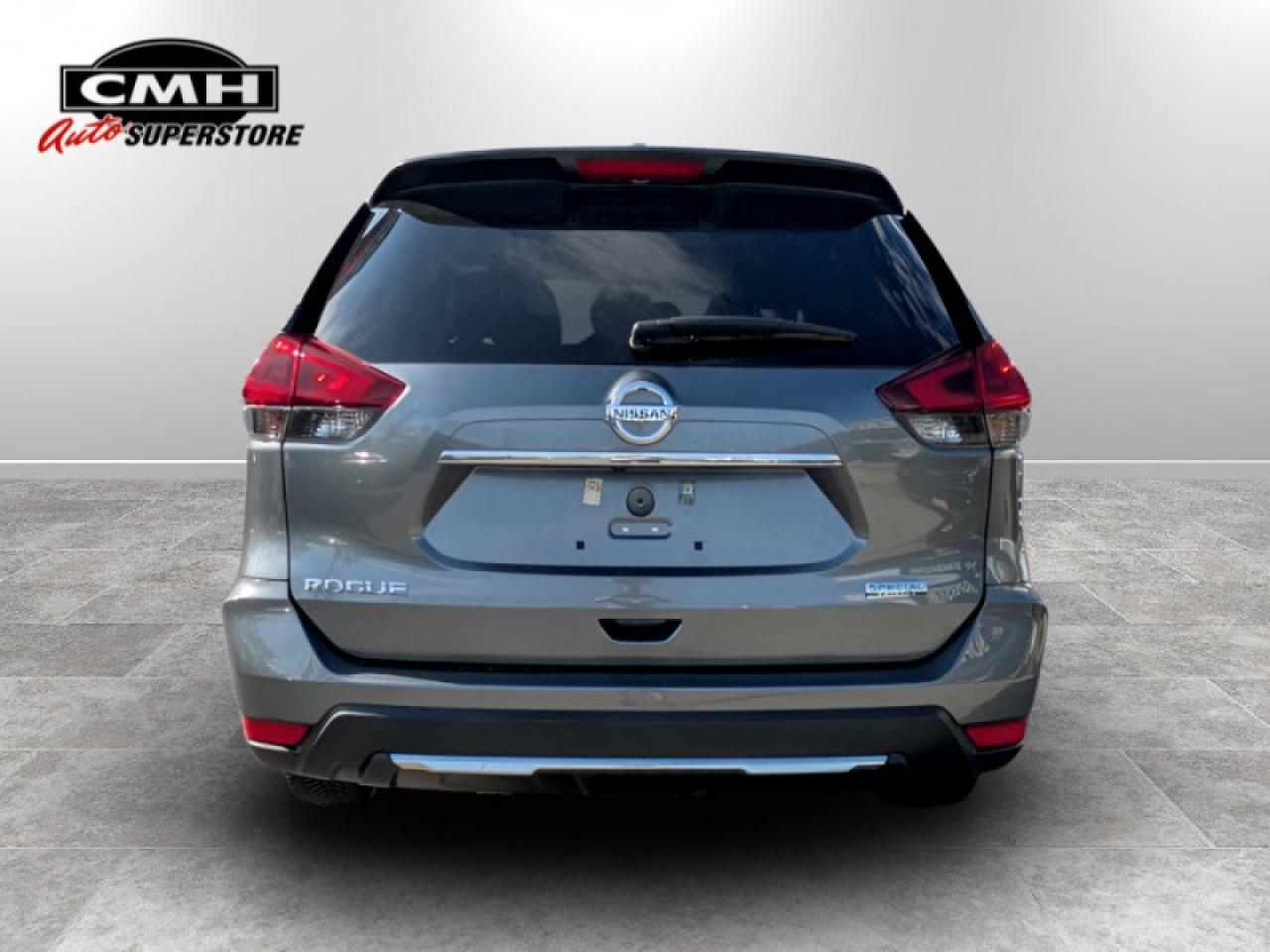 2020 Nissan Rogue S Special Edition  **APPLE CP - BLIND SPOT** Photo3