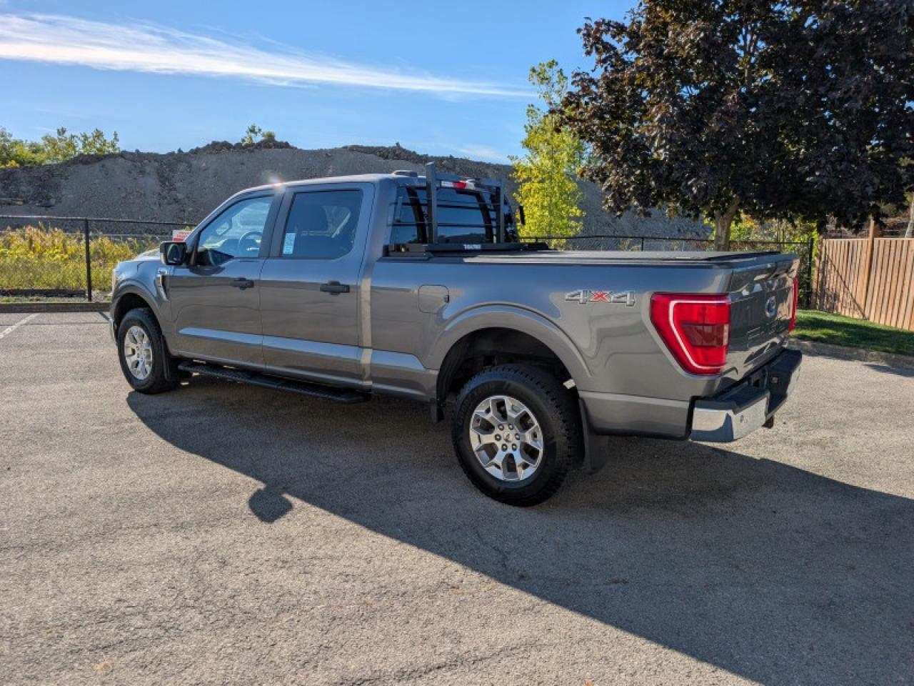 2021 Ford F-150 XLT  **MAX TRAILER TOW PKG** Photo2