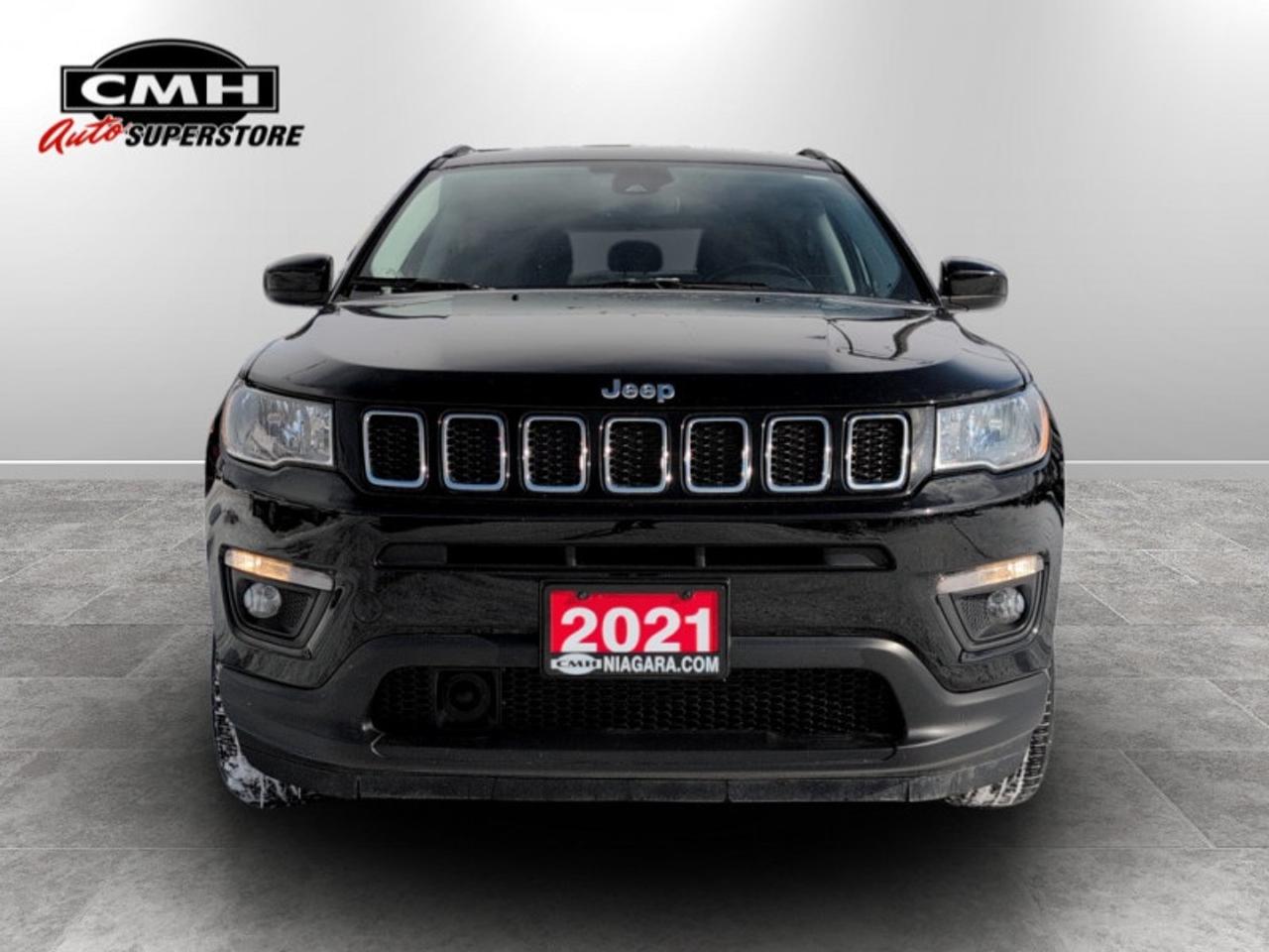 2021 Jeep Compass North  **VERY LOW MILEAGE** Photo