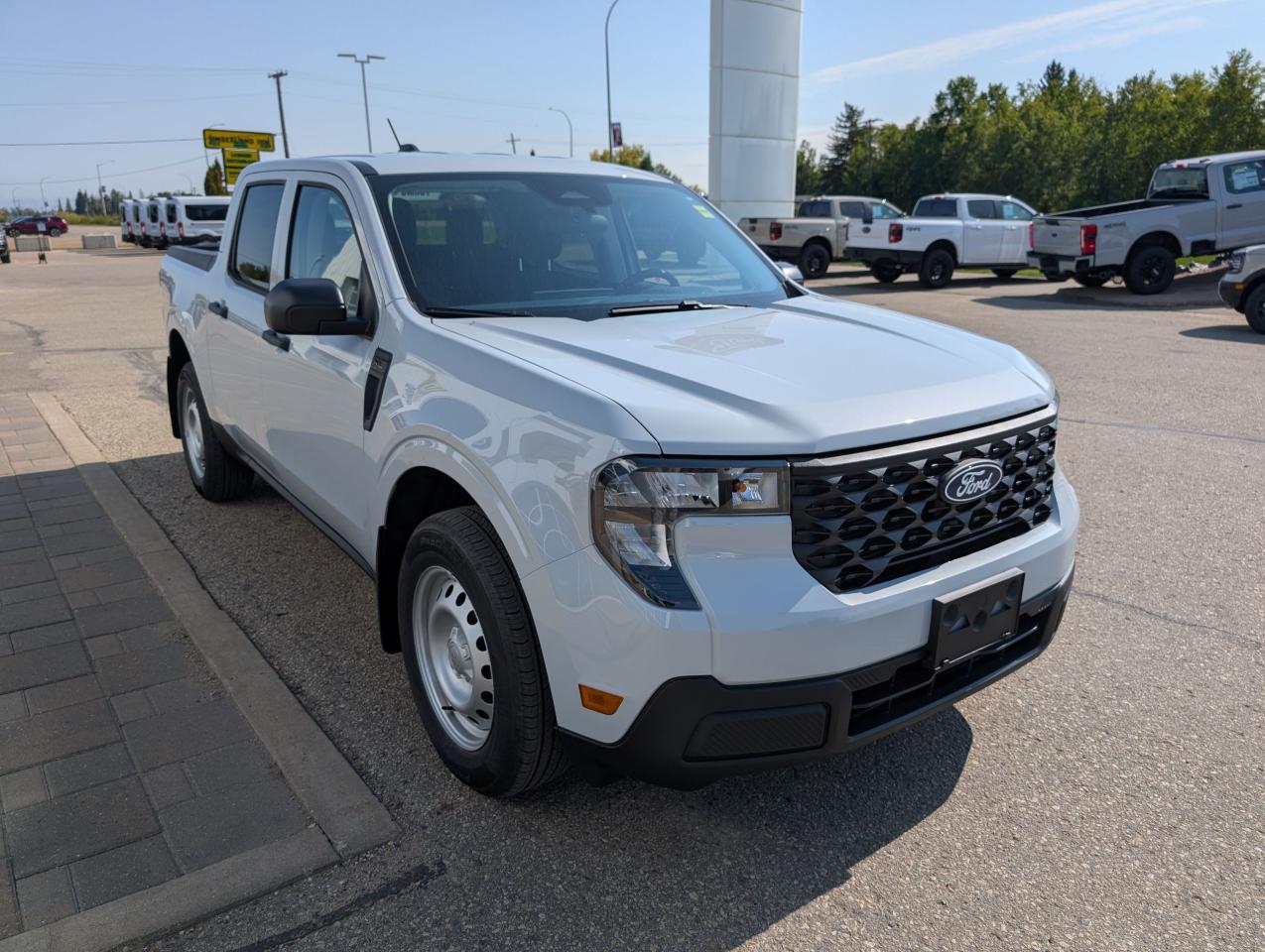 2025 Ford Maverick XL Photo5
