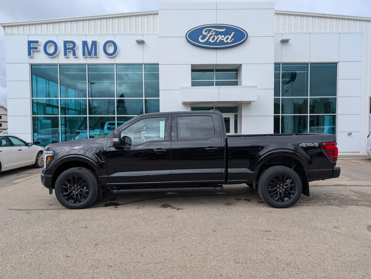 2025 Ford F-150 Lariat Photo0