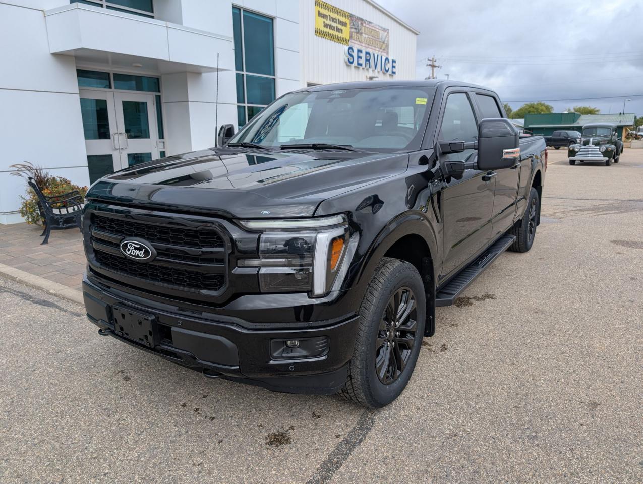 2025 Ford F-150 Lariat Photo5