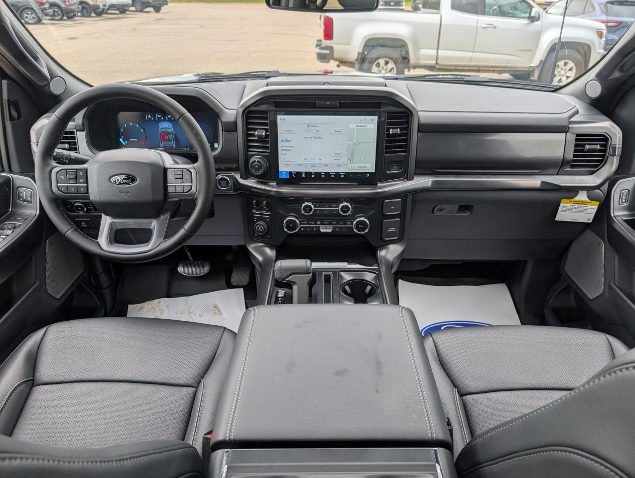 2025 Ford F-150 Lariat Photo5