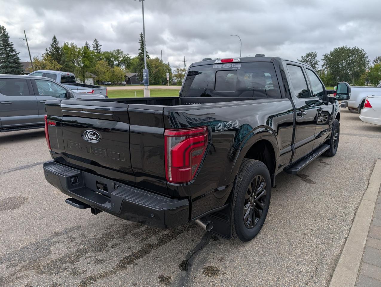 2025 Ford F-150 Lariat Photo5