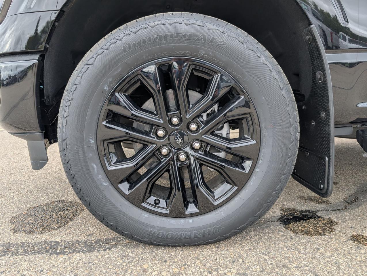 2025 Ford F-150 Lariat Photo5