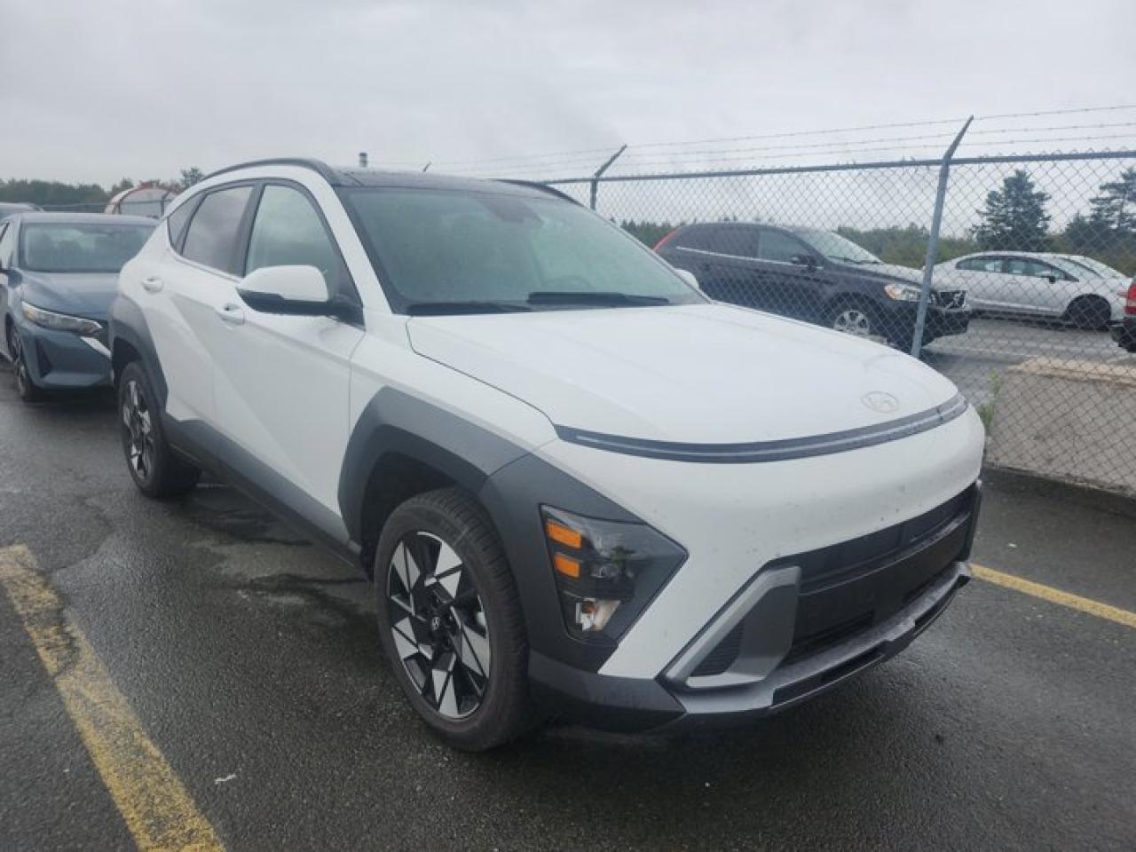 Used 2024 Hyundai KONA Preferred Trend AWD | Leather | Sunroof | Heated Wheel + Seats | CarPlay + Android | Rear Cam & More for sale in Guelph, ON