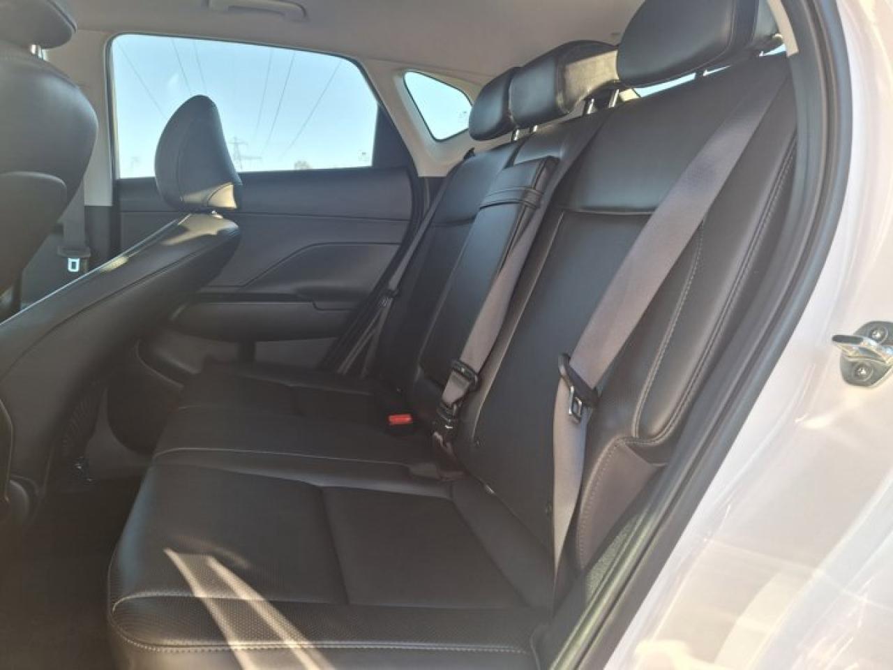 2024 Hyundai KONA Preferred Trend AWD | Leather | Sunroof | Heated Wheel + Seats | CarPlay + Android | Rear Cam & More Photo