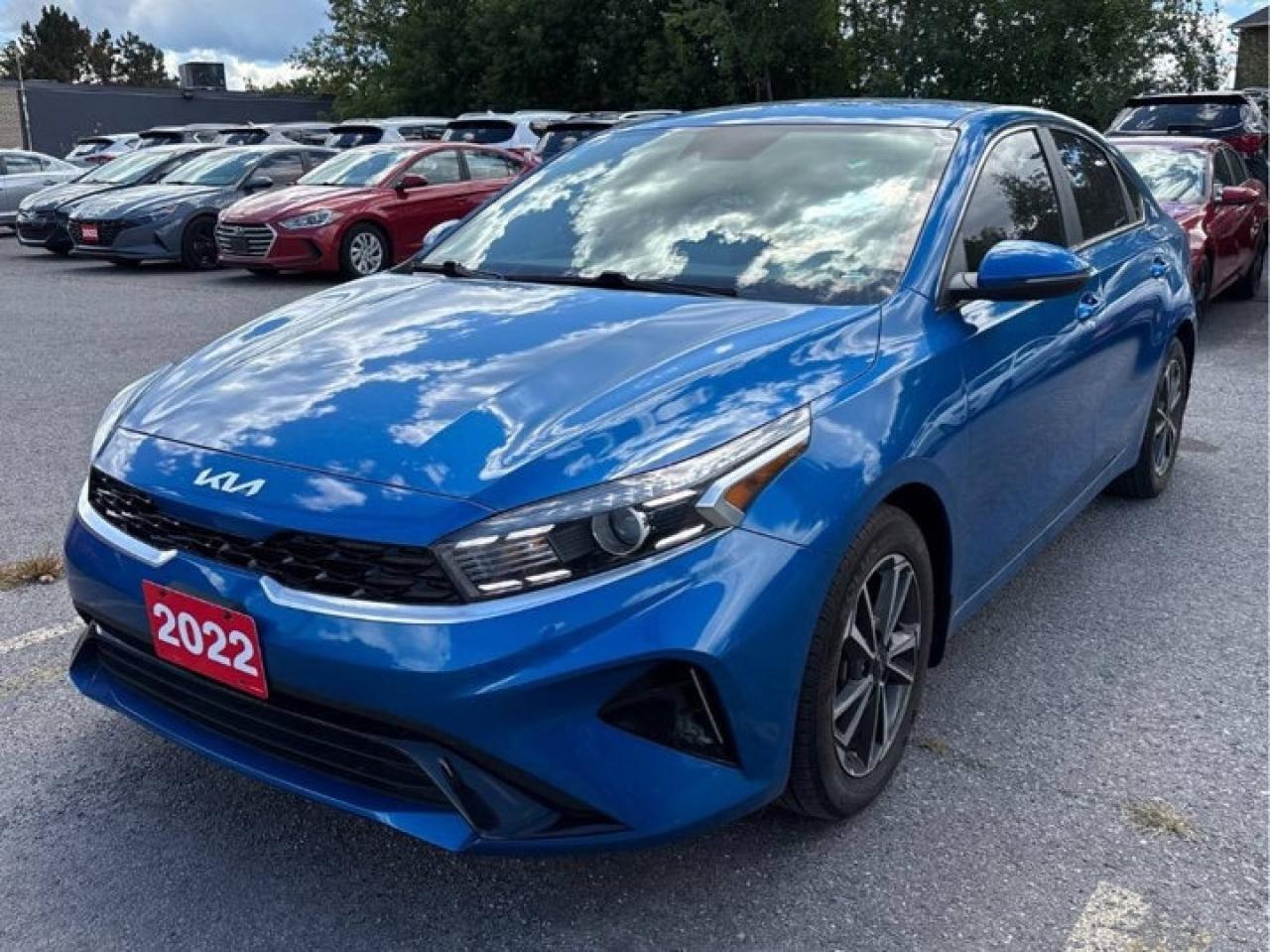 Used 2022 Kia Forte EX | Heated Seats + Steering | Wireless Charger | Carplay | Reverse Cam | Lane Keep | BSM & More ! for sale in Guelph, ON