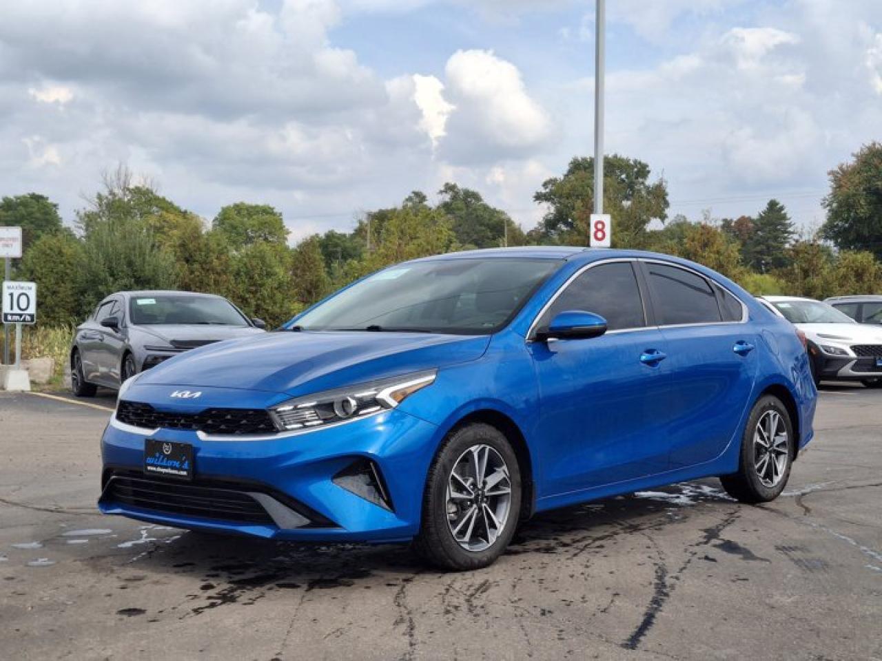 Used 2022 Kia Forte EX | Heated Seats + Steering | Wireless Charger | Carplay | Reverse Cam | Lane Keep | BSM & More ! for sale in Guelph, ON