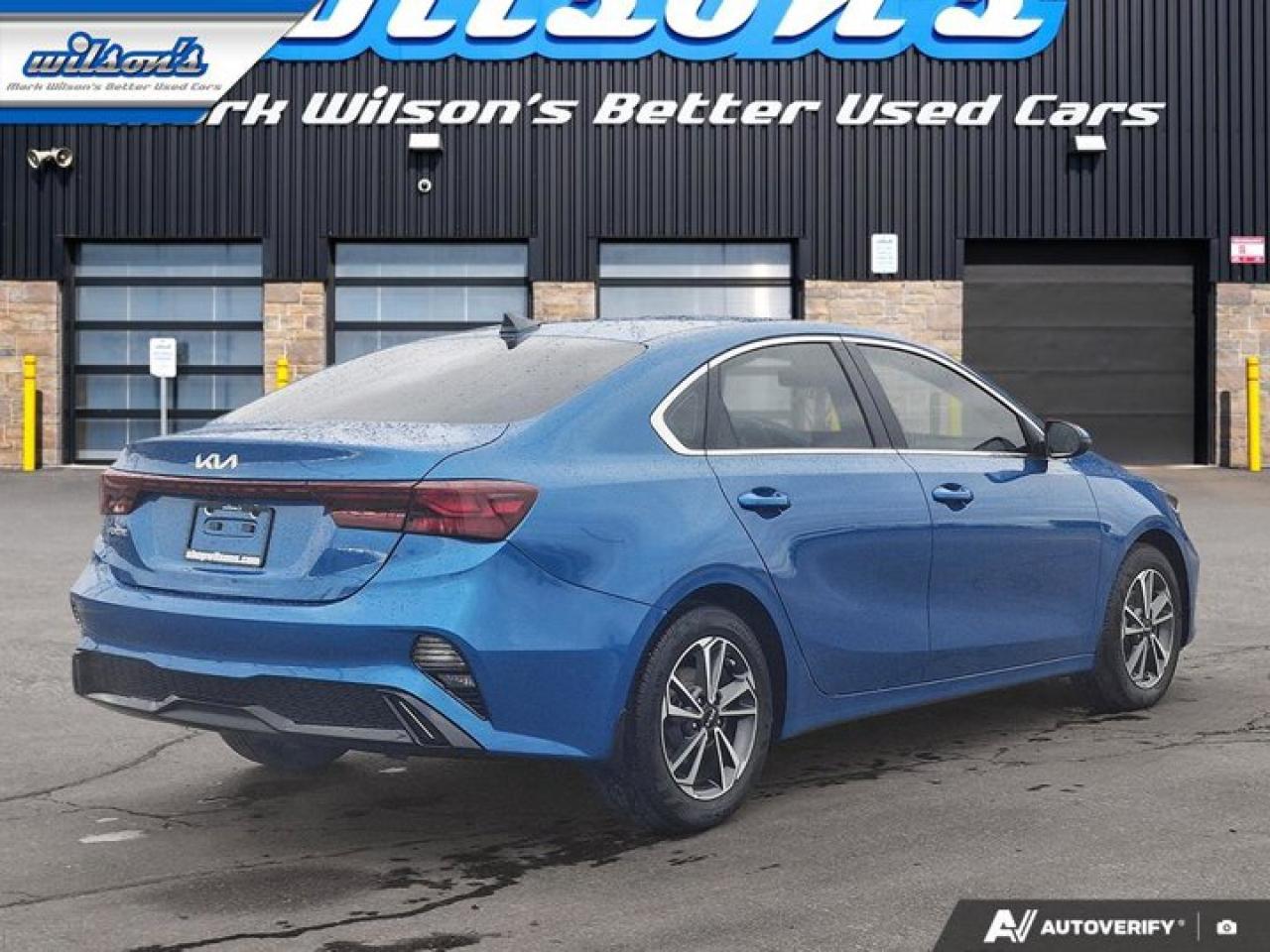 2022 Kia Forte EX | Heated Seats + Steering | Wireless Charger | Carplay | Reverse Cam | Lane Keep | BSM & More ! Photo4