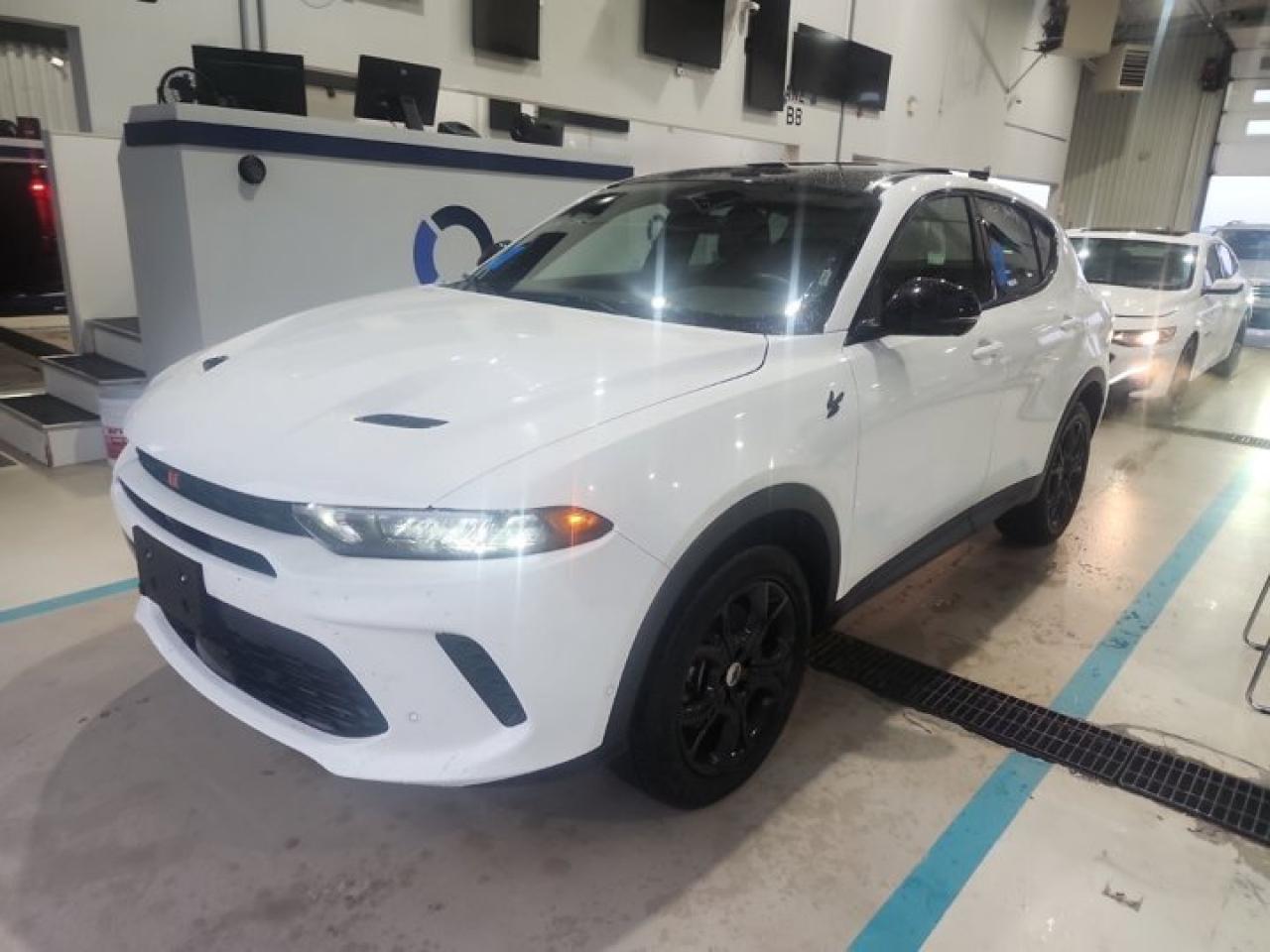 Used 2024 Dodge Hornet GT Plus AWD | Leather | Pano Roof | Nav | 360 Camera | Cooled + Heated Seats | and More ! for sale in Guelph, ON