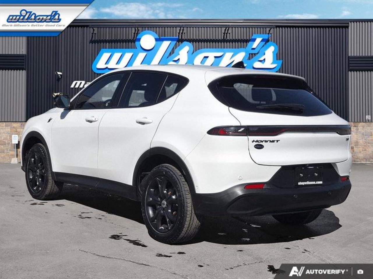 2024 Dodge Hornet GT Plus AWD | Leather | Sunroof | Nav | 360 Camera | Cooled + Heated Seats | and More ! Photo2