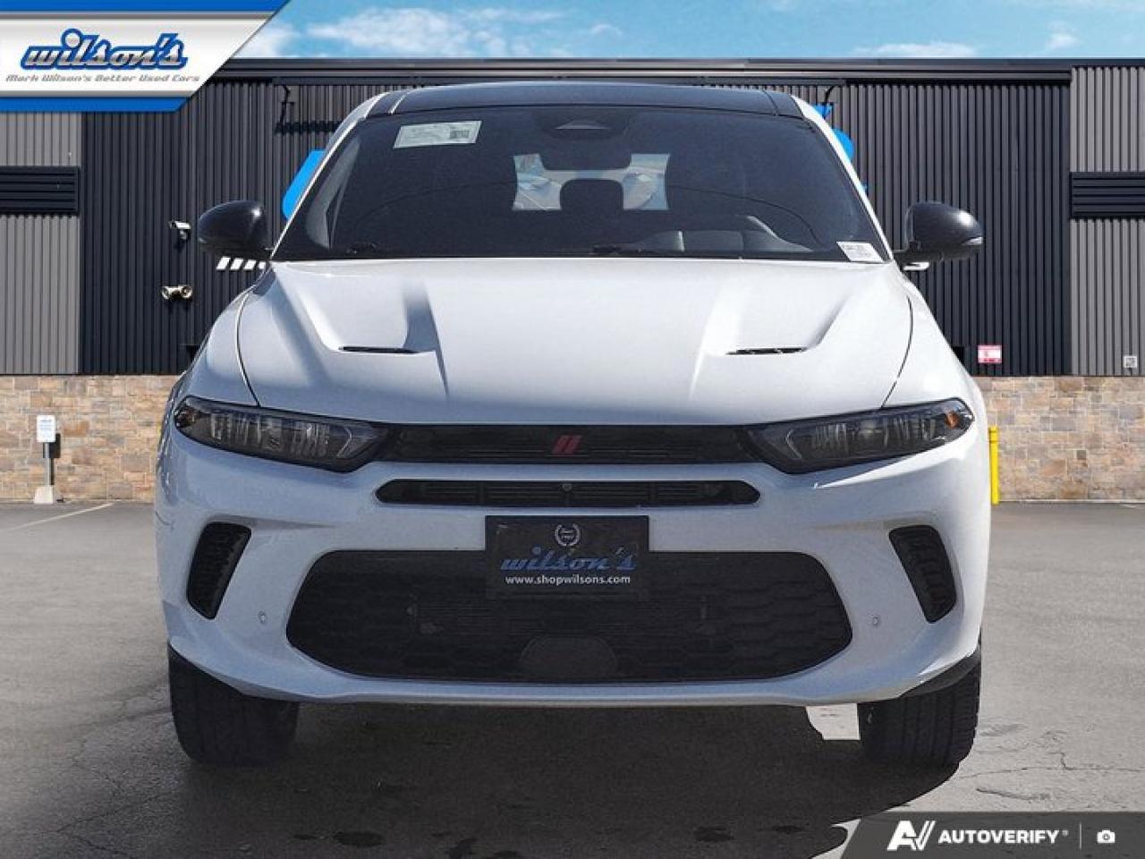 2024 Dodge Hornet GT Plus AWD | Leather | Sunroof | Nav | 360 Camera | Cooled + Heated Seats | and More ! Photo