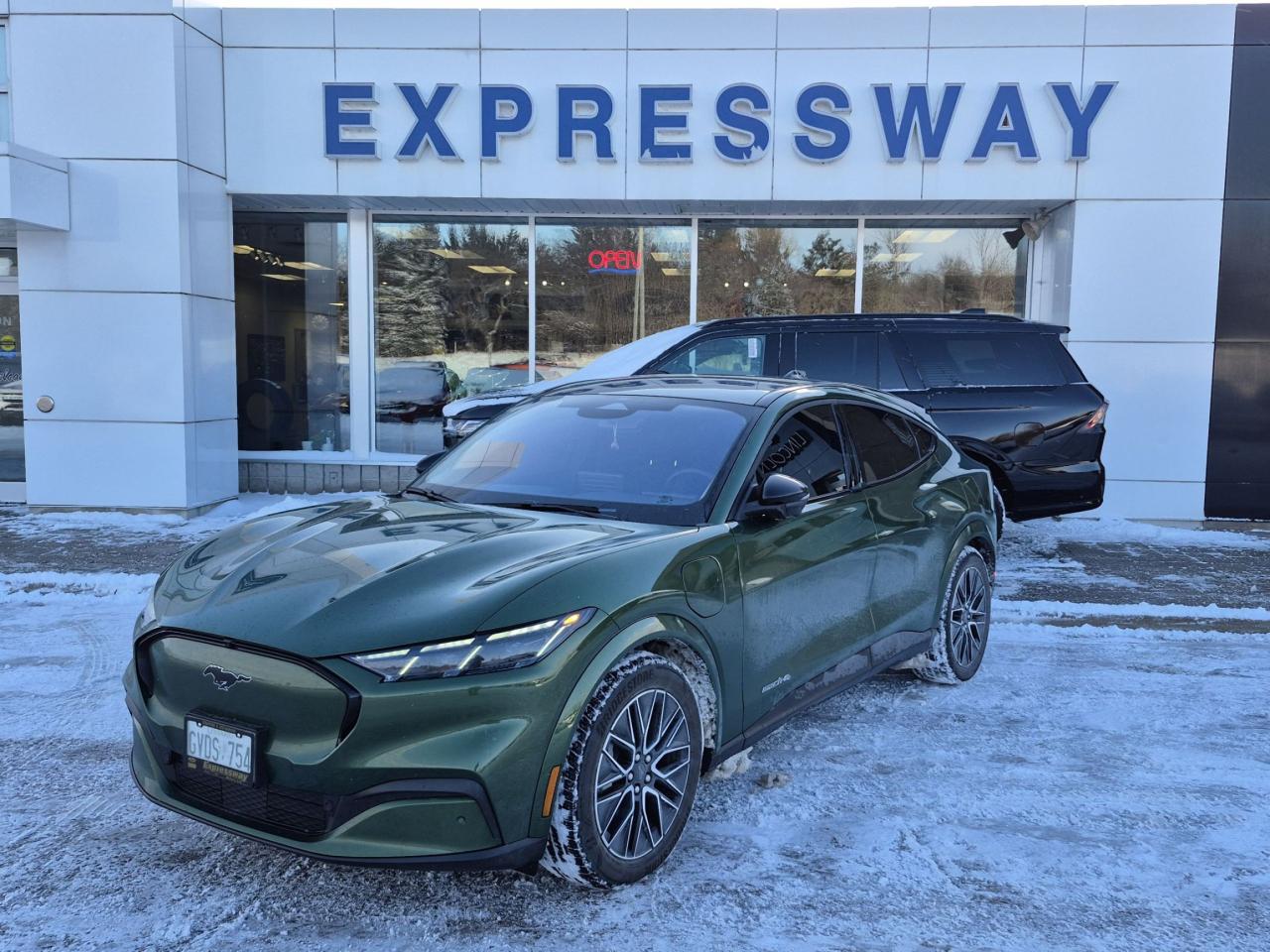 2025 Ford Mustang Mach-E PREMIUM AWD, EXTENDED RANGE, PANORAMIC ROOF Photo