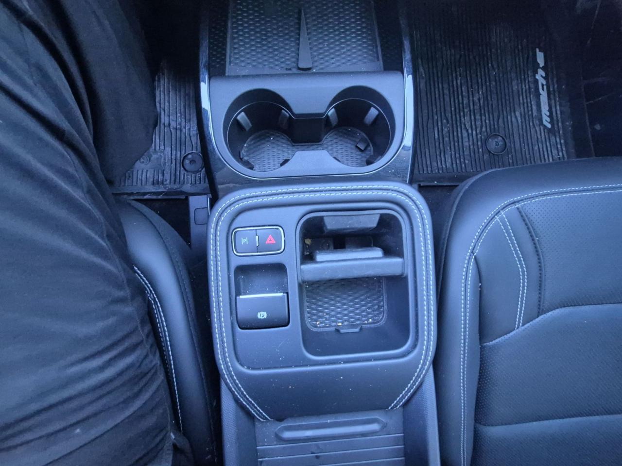 2025 Ford Mustang Mach-E PREMIUM AWD, EXTENDED RANGE, PANORAMIC ROOF Photo