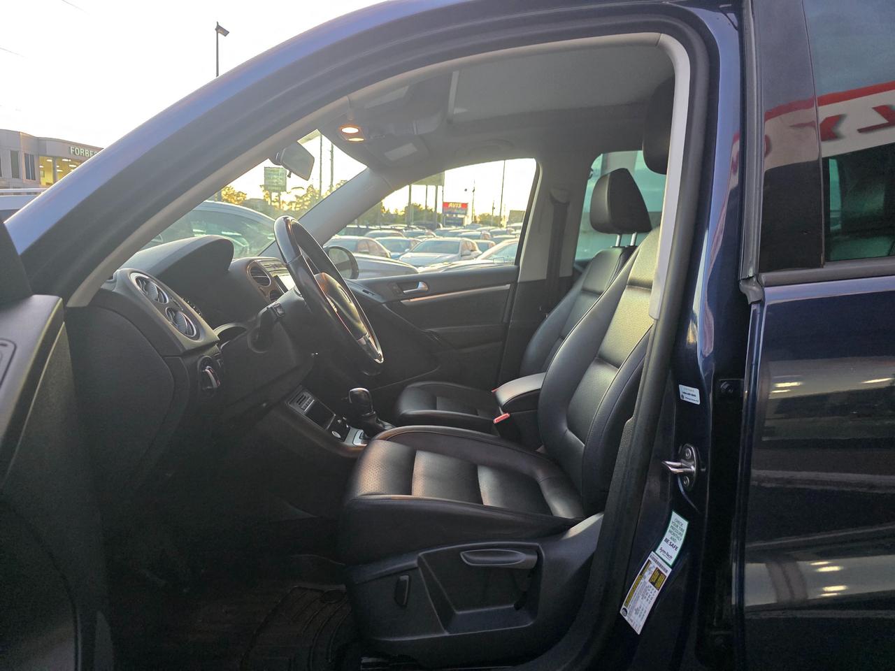 2015 Volkswagen Tiguan Comfortline Sunroof | Backup Camera | Fender Sound | Backup Camera Photo