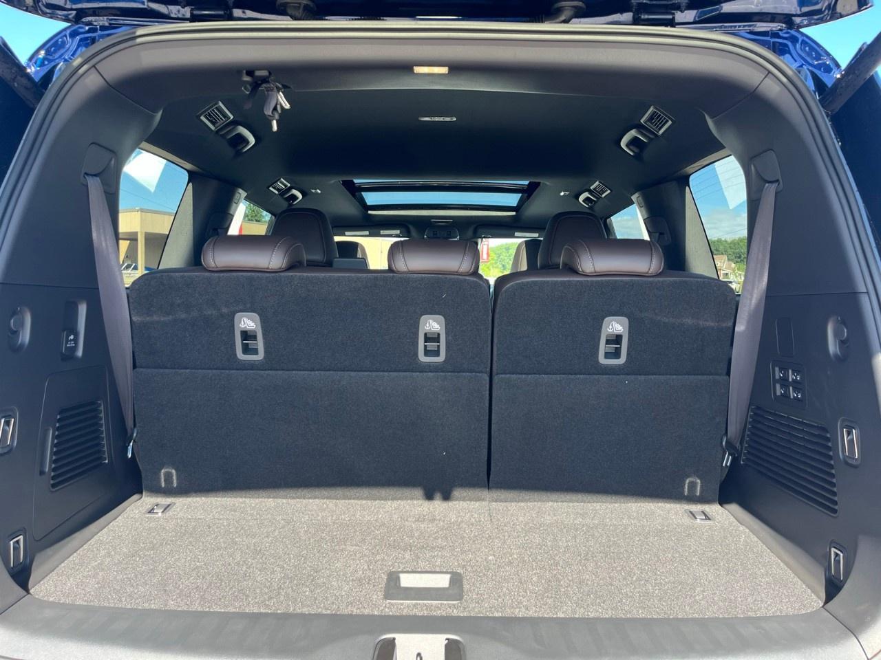 2026 Nissan Armada 4X4 PLATINUM Photo