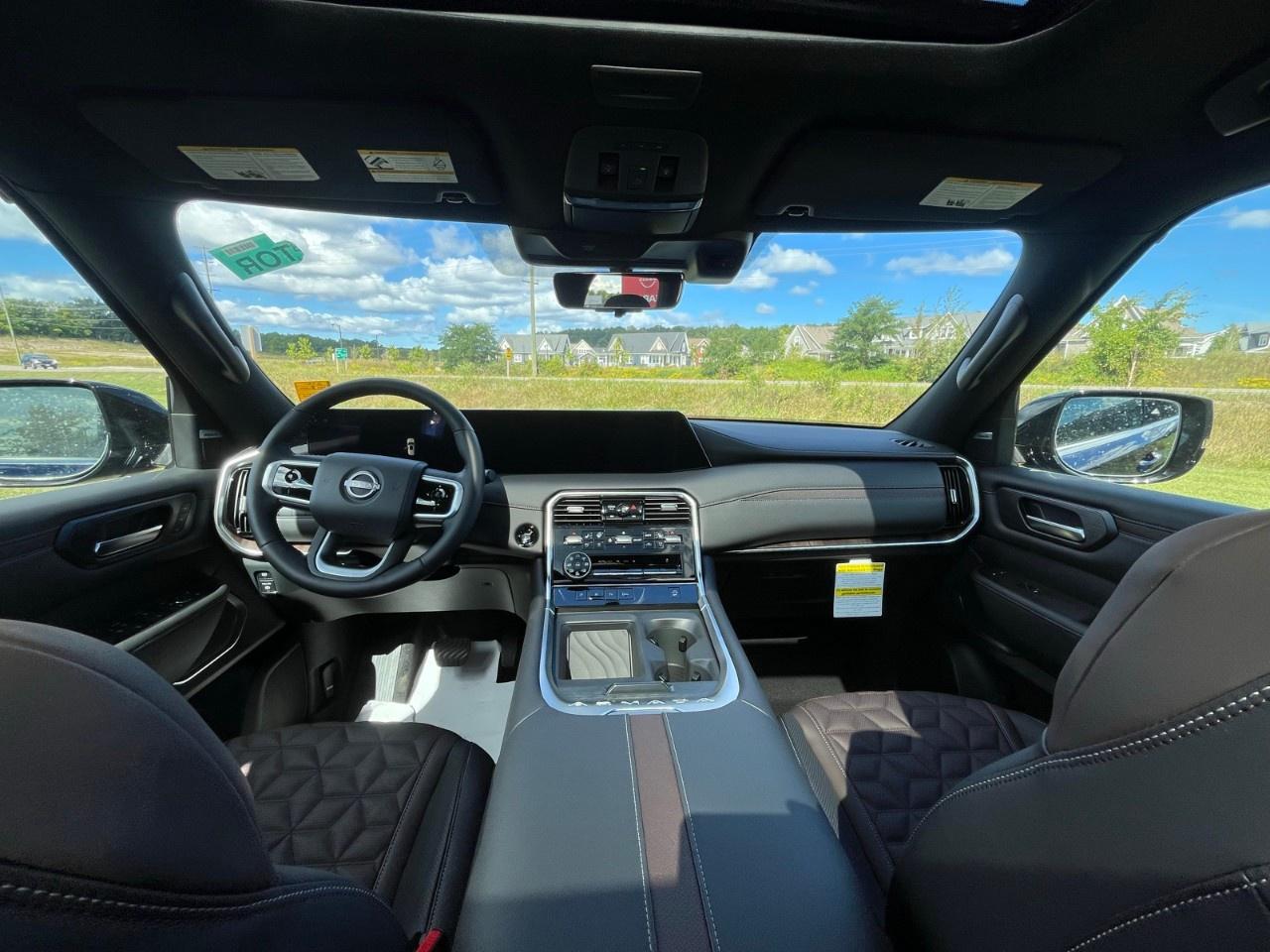 2026 Nissan Armada 4X4 PLATINUM Photo