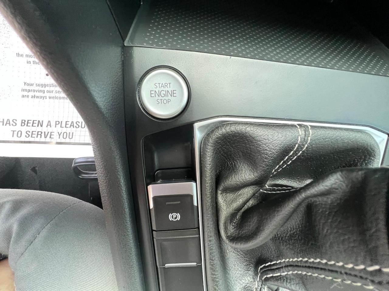 2022 Volkswagen Taos Trendline AWD Photo