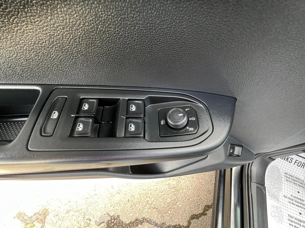 2022 Volkswagen Taos Trendline AWD Photo