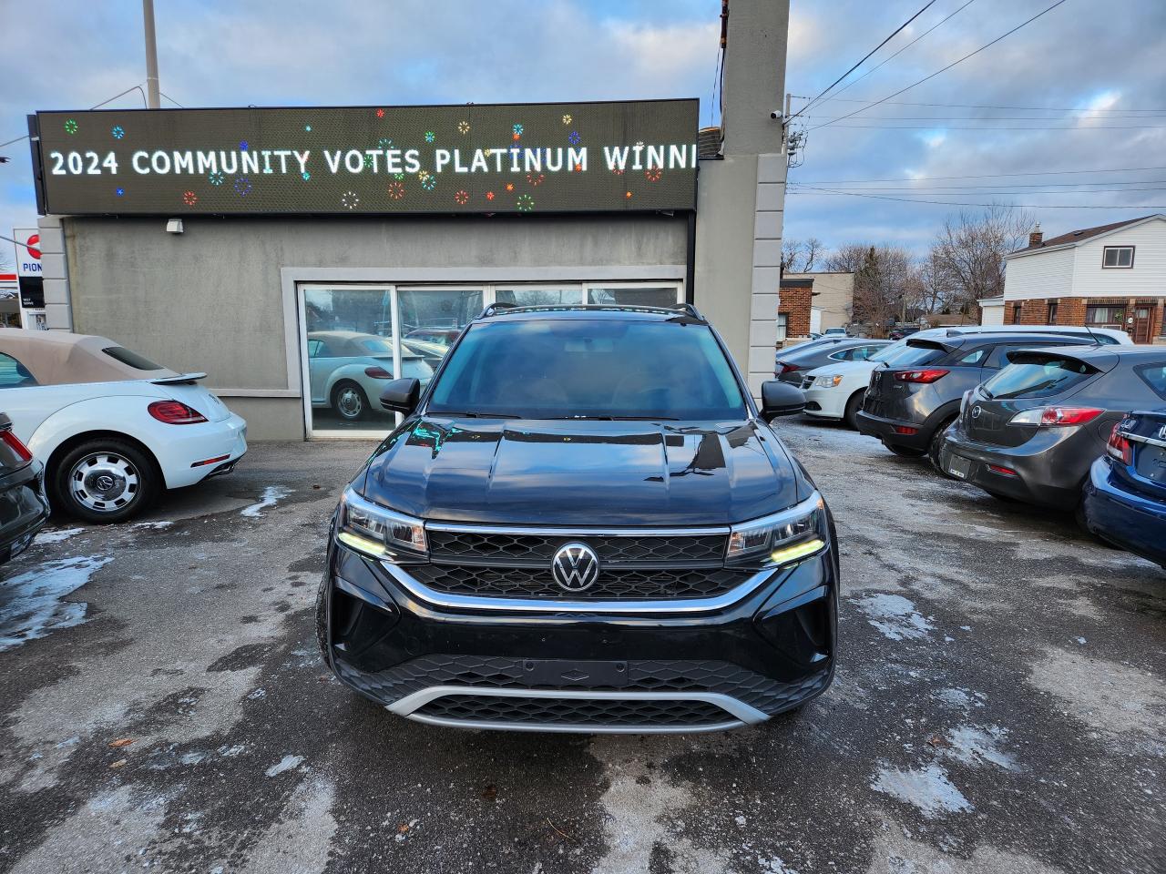 2022 Volkswagen Taos Trendline AWD Photo