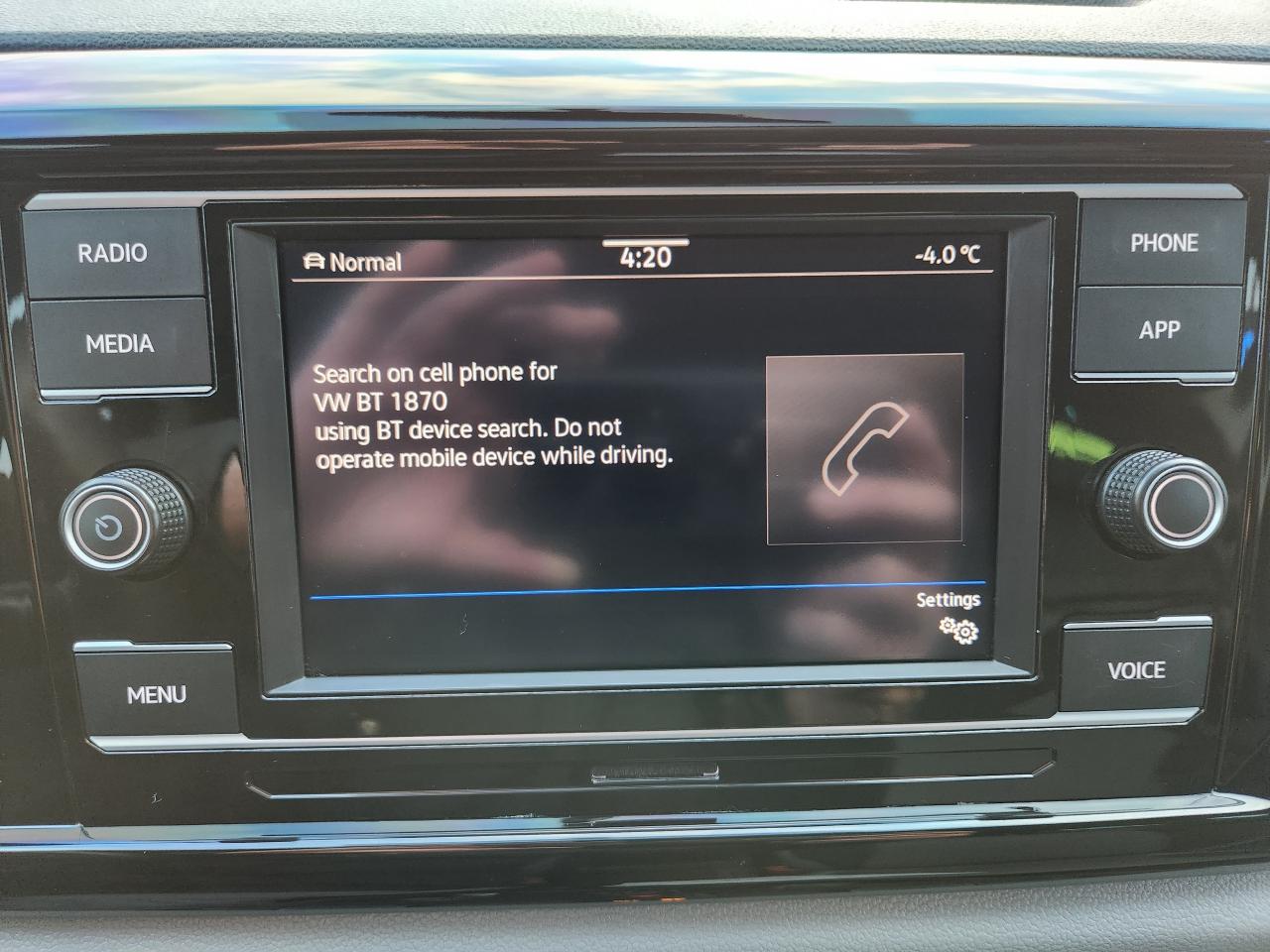 2022 Volkswagen Taos Trendline AWD Photo