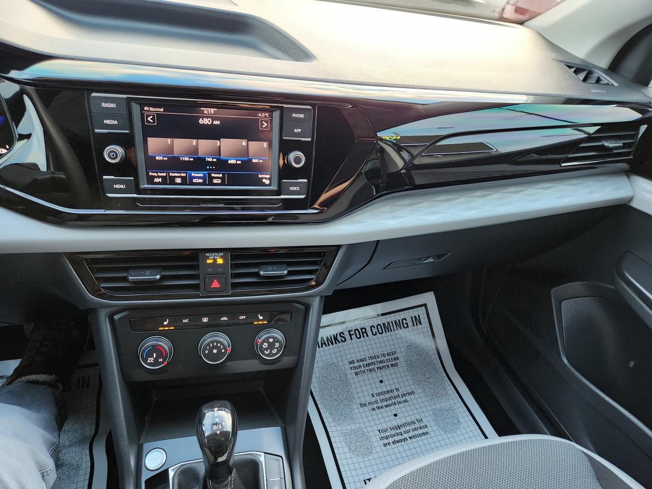 2022 Volkswagen Taos Trendline AWD Photo