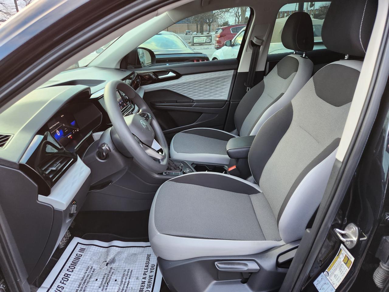 2022 Volkswagen Taos Trendline AWD Photo