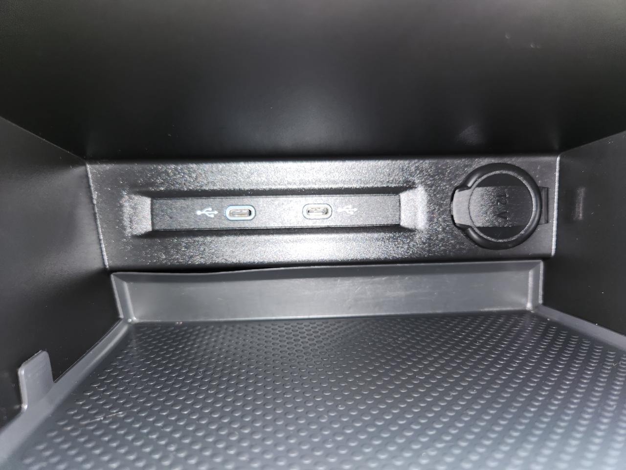 2022 Volkswagen Taos Trendline AWD Photo