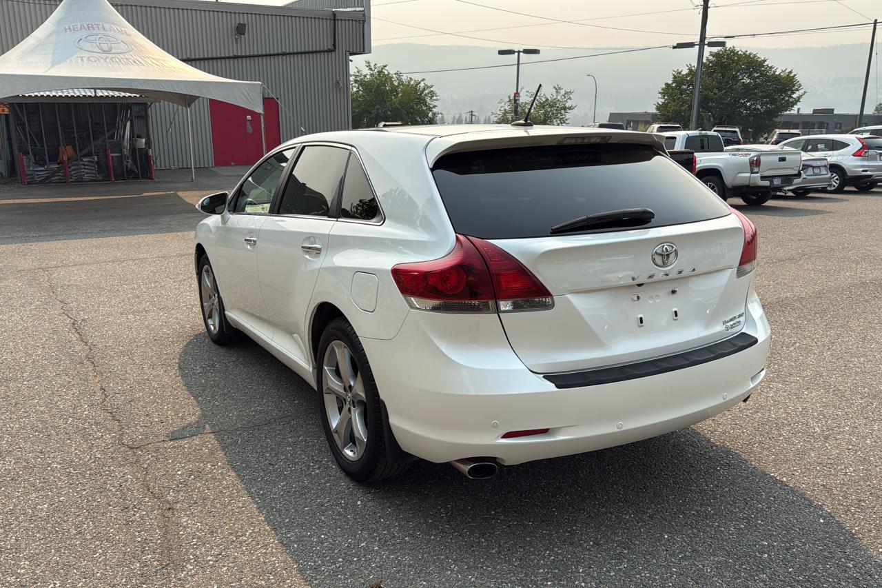 2016 Toyota Venza LIMITED Limited Photo4