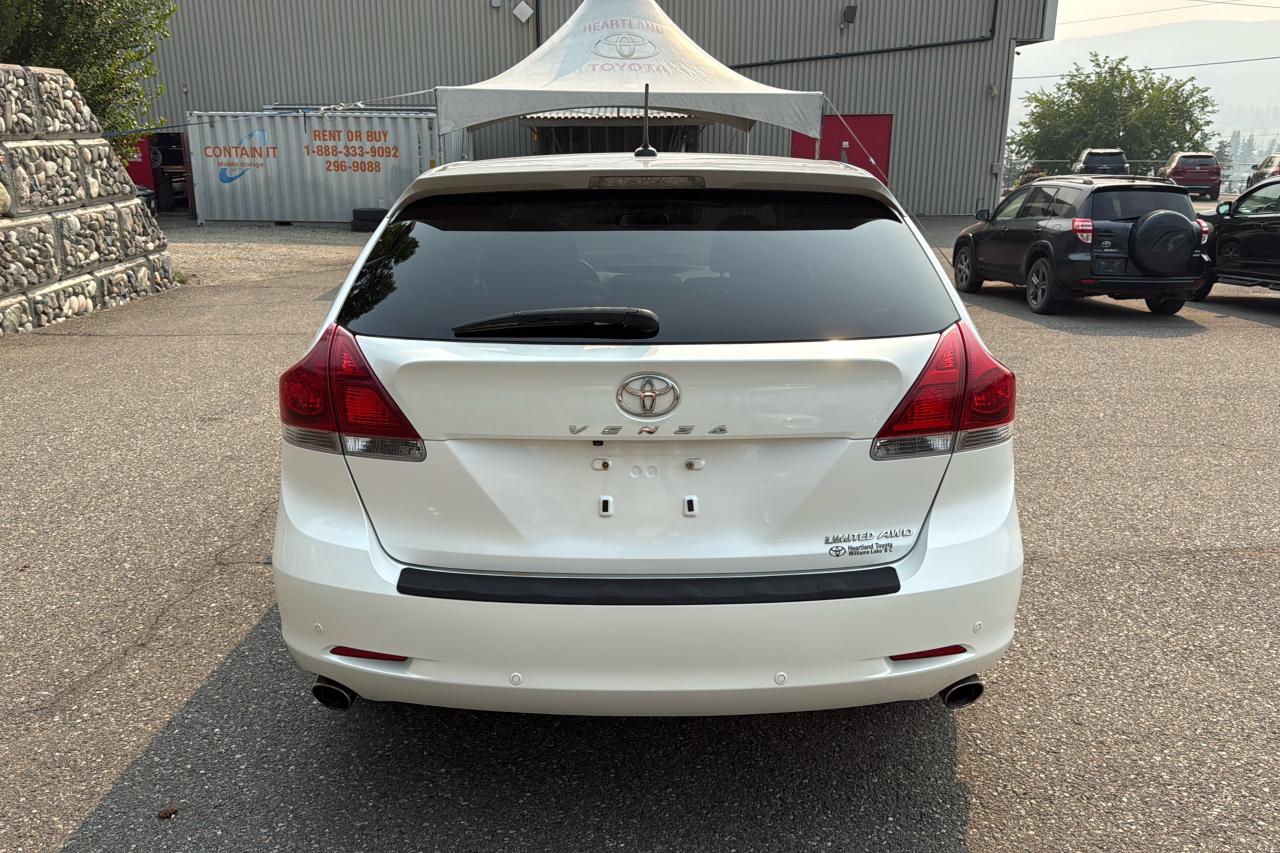2016 Toyota Venza LIMITED Limited Photo