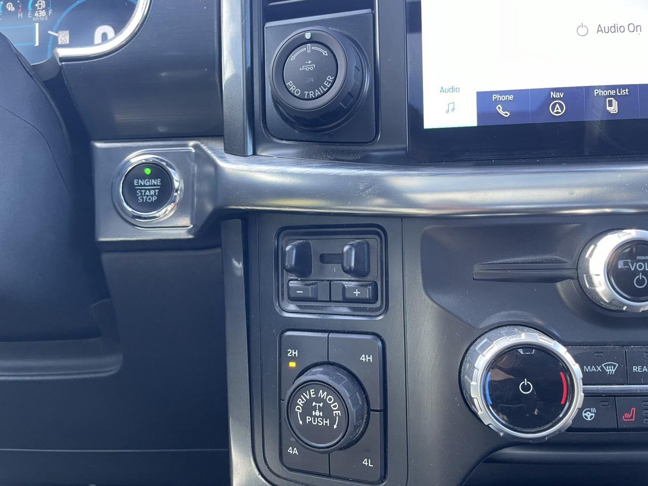 2023 Ford F-150 XL SuperCrew 6.5-ft. Bed 4WD - Photo #17