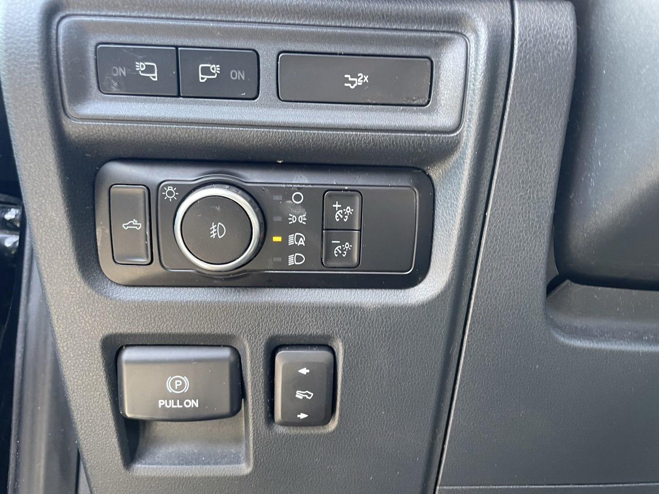 2023 Ford F-150 XL SuperCrew 6.5-ft. Bed 4WD - Photo #18