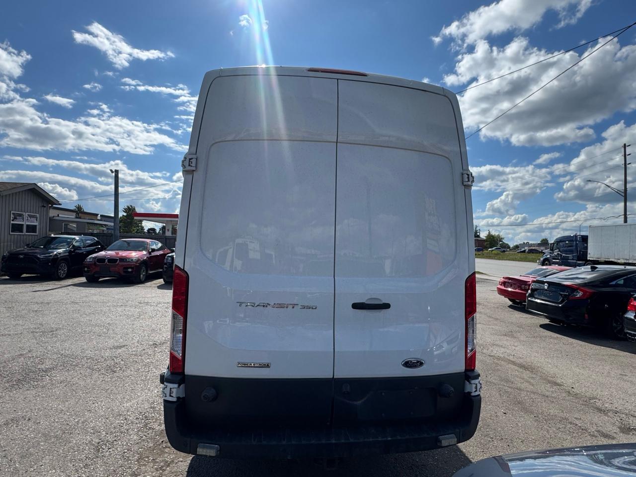 2017 Ford Transit Cargo Van T-350, 148", HIGH ROOF, DIESEL, NO ACCIDENTS Photo3