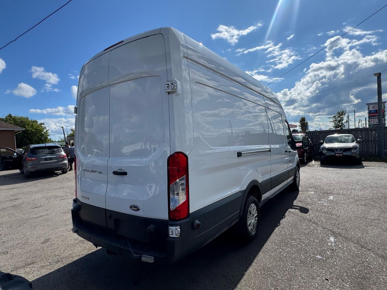 2017 Ford Transit Cargo Van T-350, 148", HIGH ROOF, DIESEL, NO ACCIDENTS Photo4