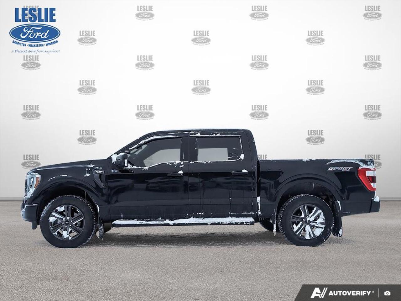 2022 Ford F-150 Lariat 4WD SuperCrew 5.5' Box Photo2