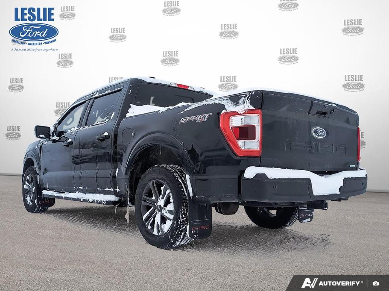 2022 Ford F-150 Lariat 4WD SuperCrew 5.5' Box Photo3