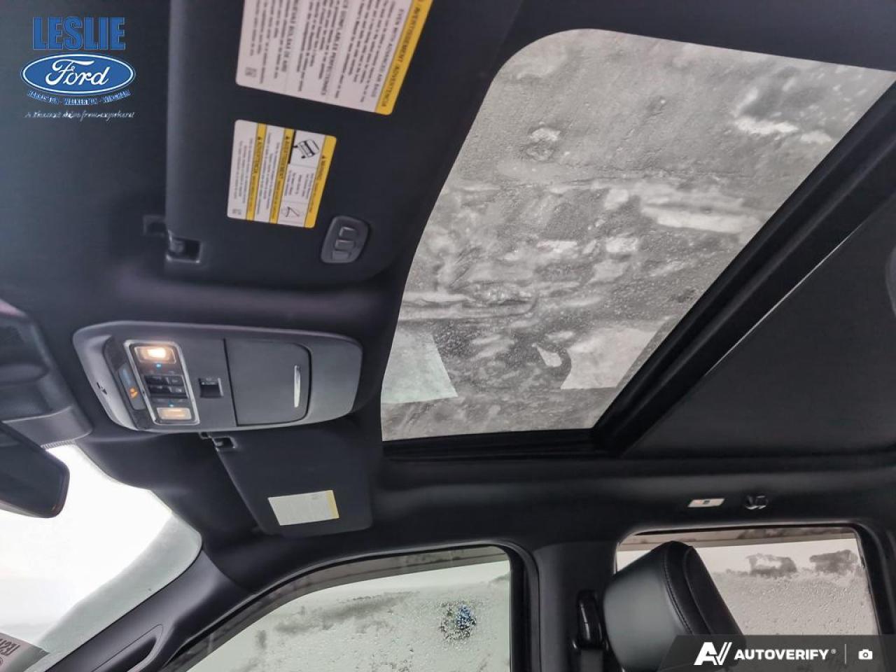 2022 Ford F-150 Lariat 4WD SuperCrew 5.5' Box Photo