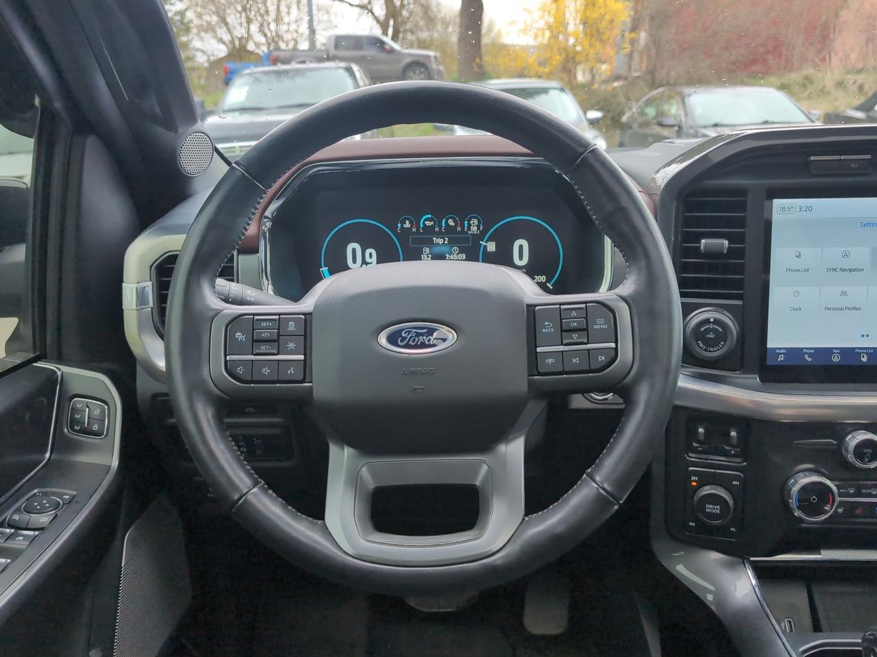 2022 Ford F-150 Lariat 4WD SuperCrew 5.5' Box Photo